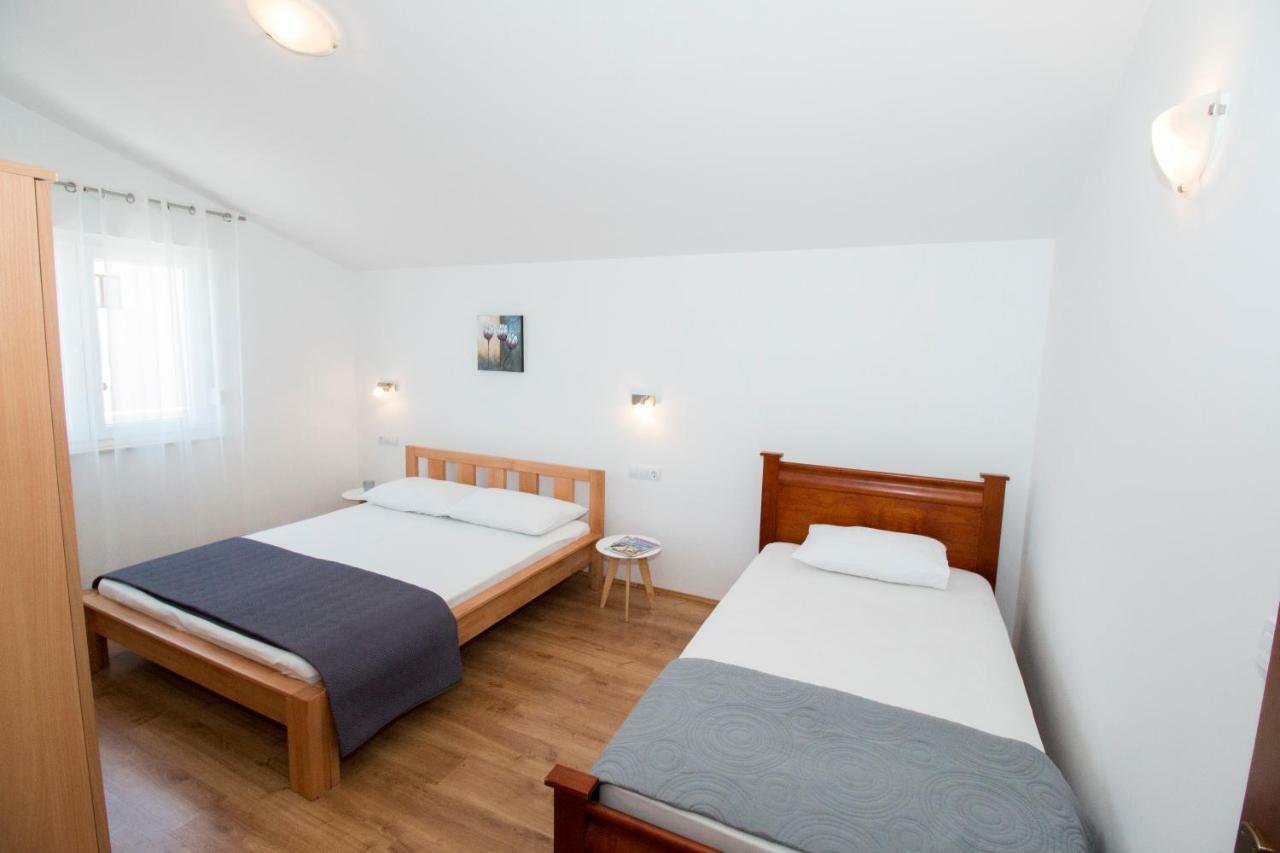 Apartments Liber 洛克瓦罗戈兹尼察 外观 照片